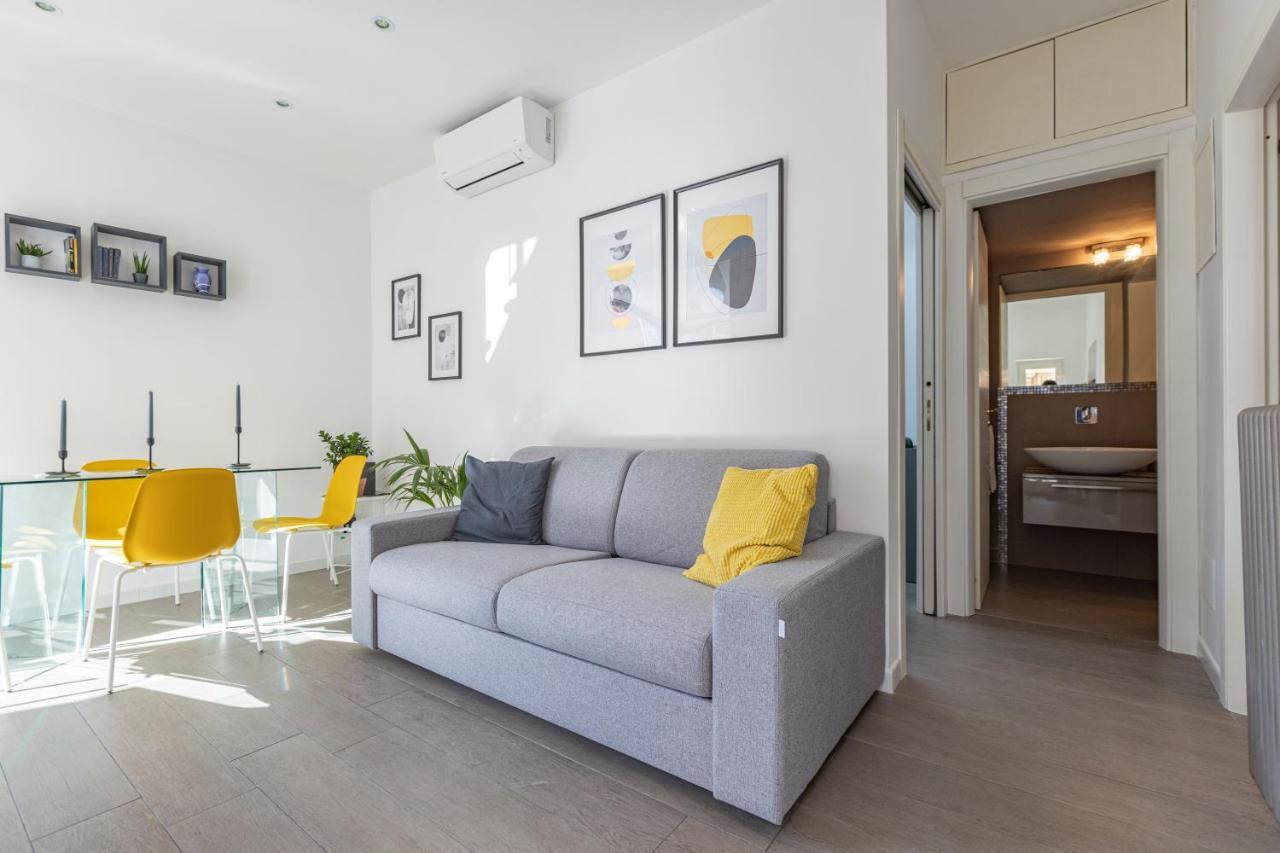 La Casa Dei Miei - Apt Con Terrazzo In Centro Napoli Eksteriør billede