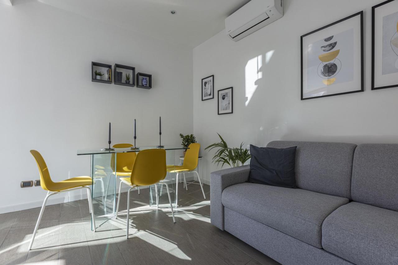 La Casa Dei Miei - Apt Con Terrazzo In Centro Napoli Eksteriør billede